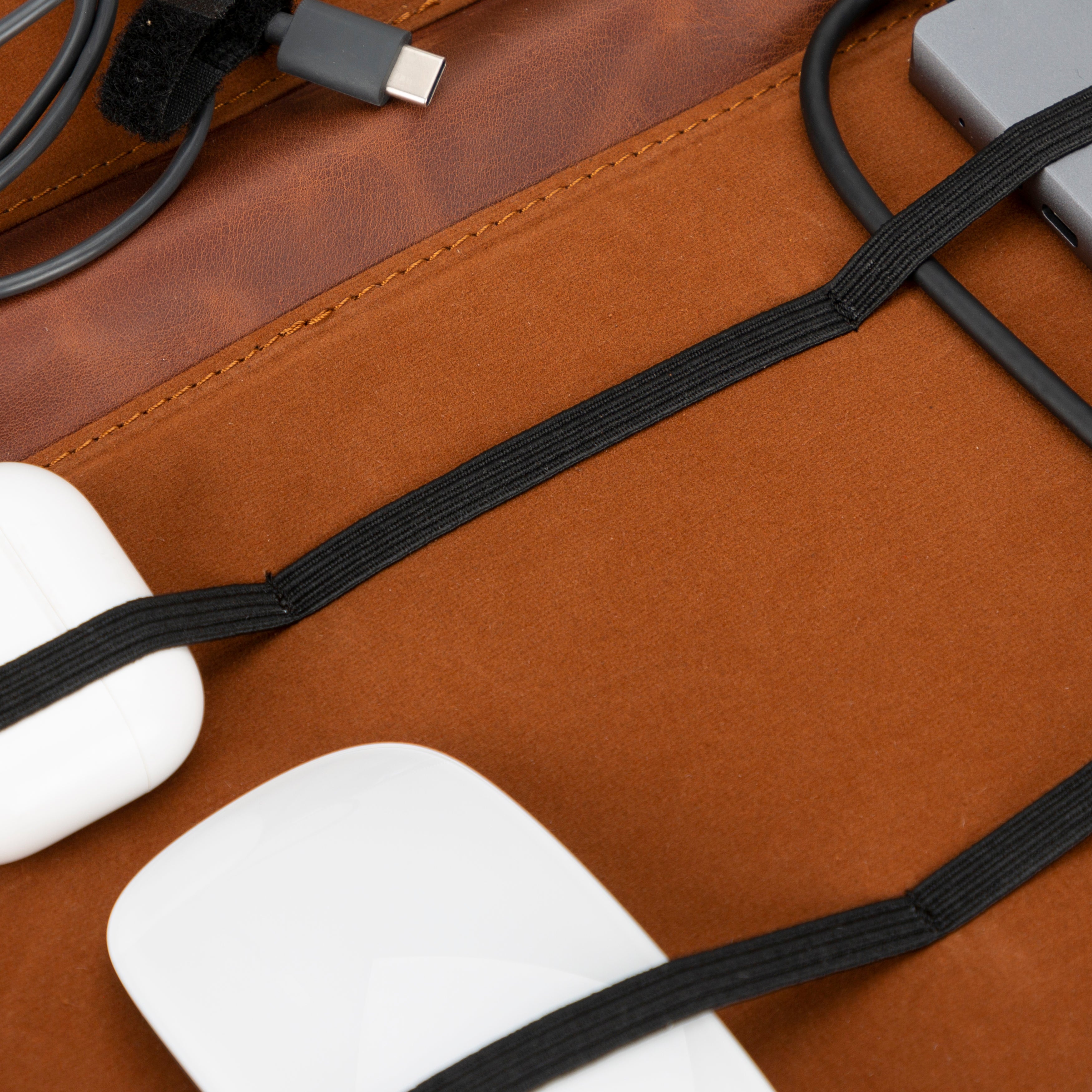 Reise-Kabel-Organizer aus echtem Leder