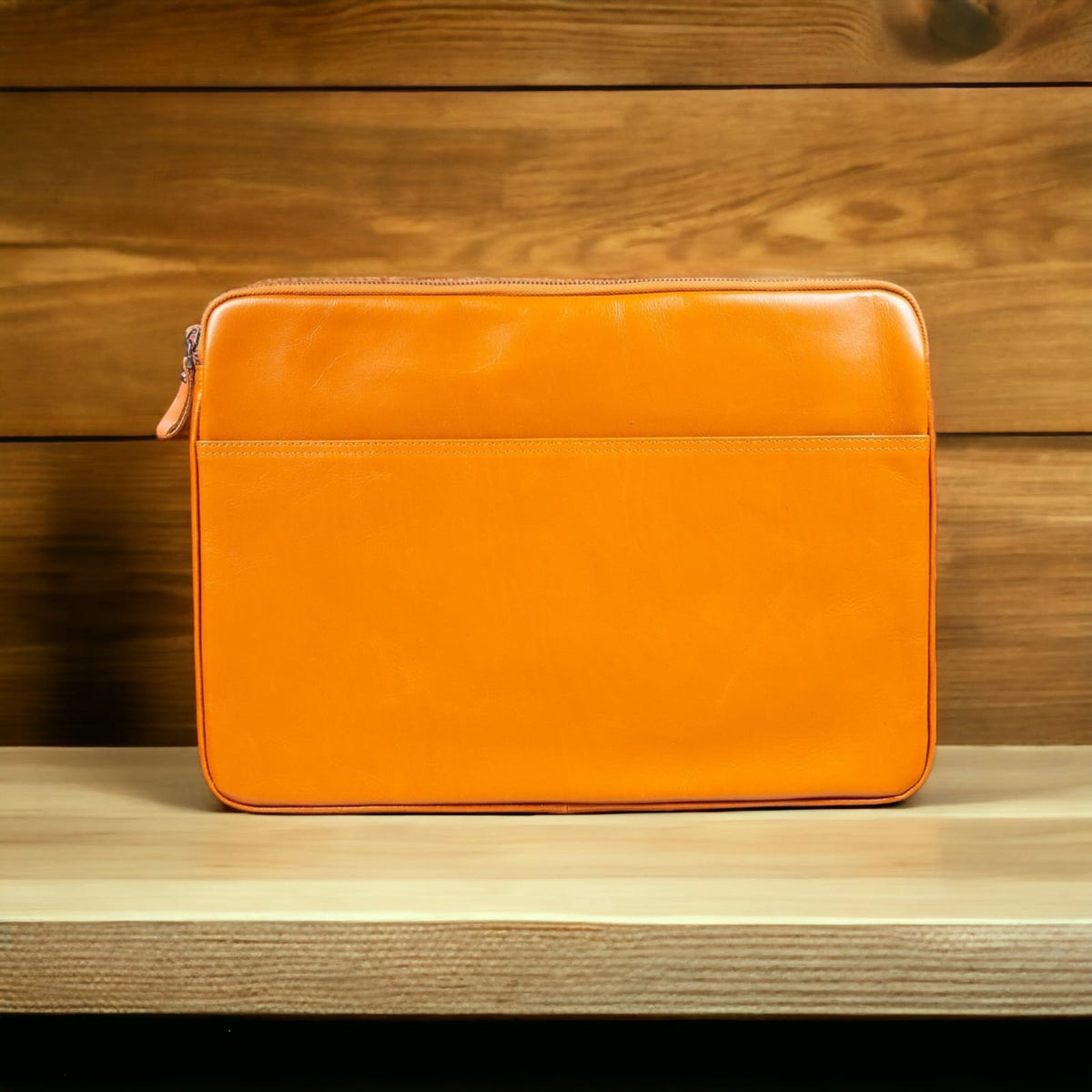 Schlanke Laptop-/Tablet-Tasche aus Leder – Awe