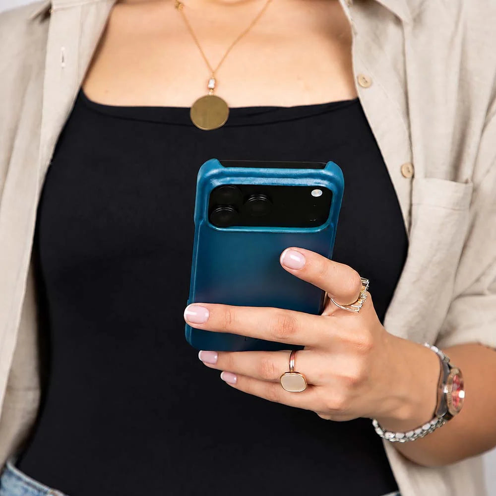 Genuine Leather iPhone 18 Pro Case - UJ