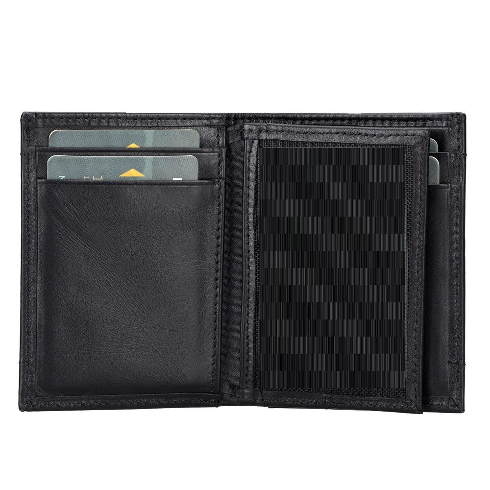 Leather Card Holder With Airtag Slot - Airmaka