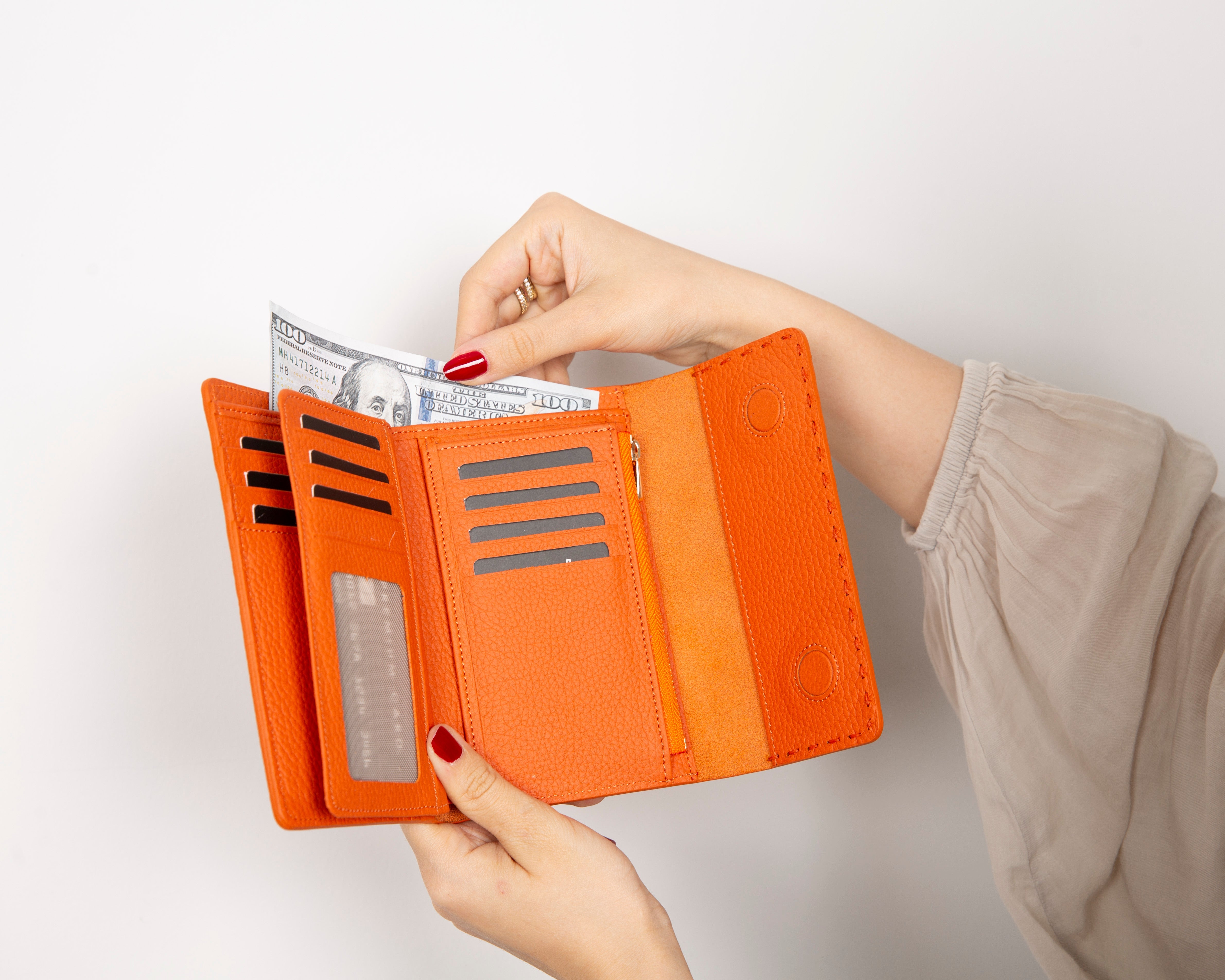 Leather Women's Wallet - Linea