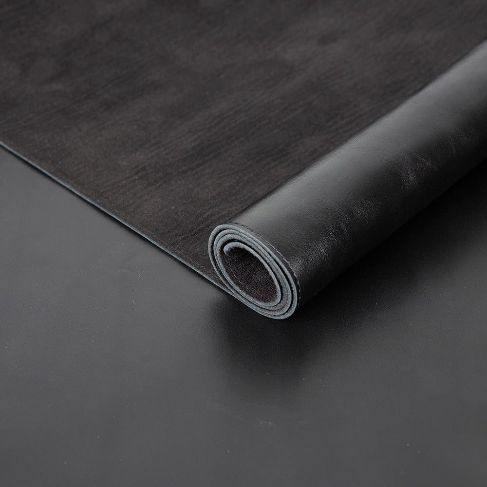 Leather iPhone 17 Pro Case - UJ