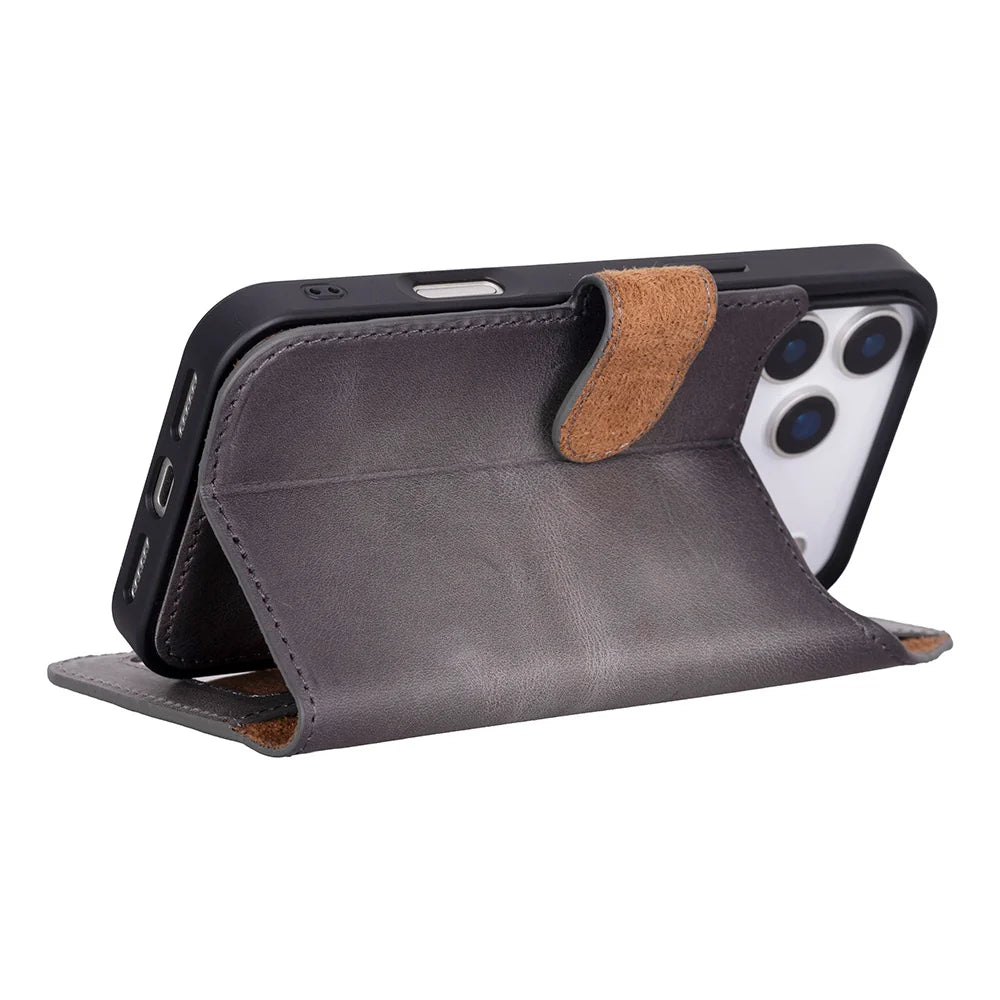 iPhone 18 Pro Leather Detachable Wallet Case - Magic