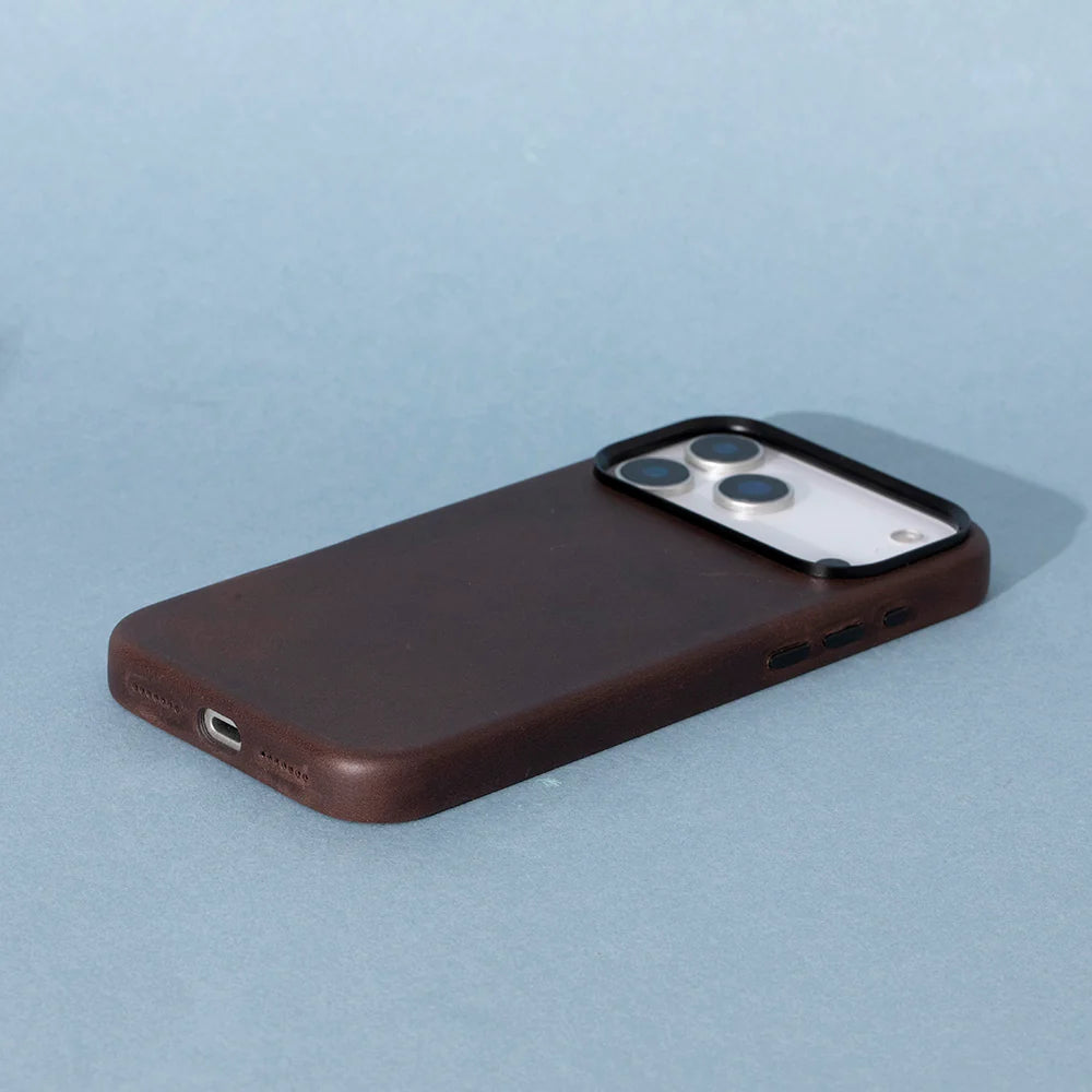 iPhone 17 Pro Max Leather Case - Prestige